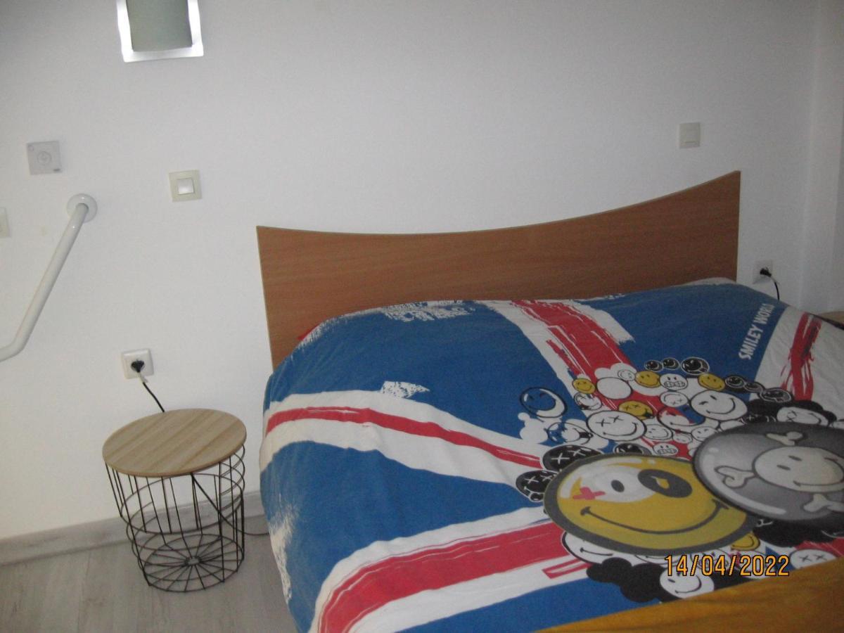 Appartement Avec Chambre En Mezzanine Rognac Exterior foto